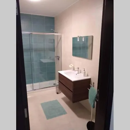 Gino's House Lejlighed *